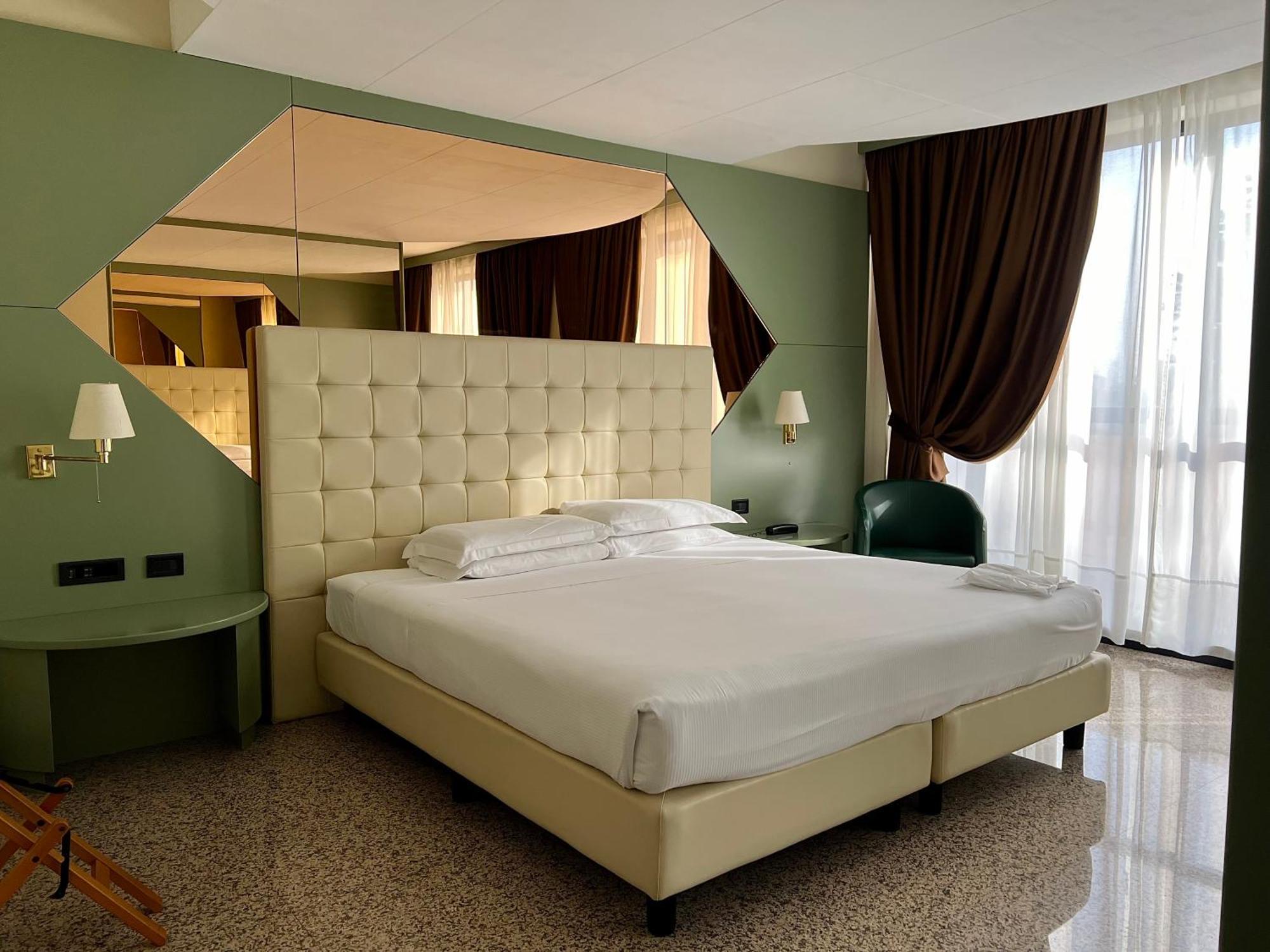 Hotel Diamante 4*